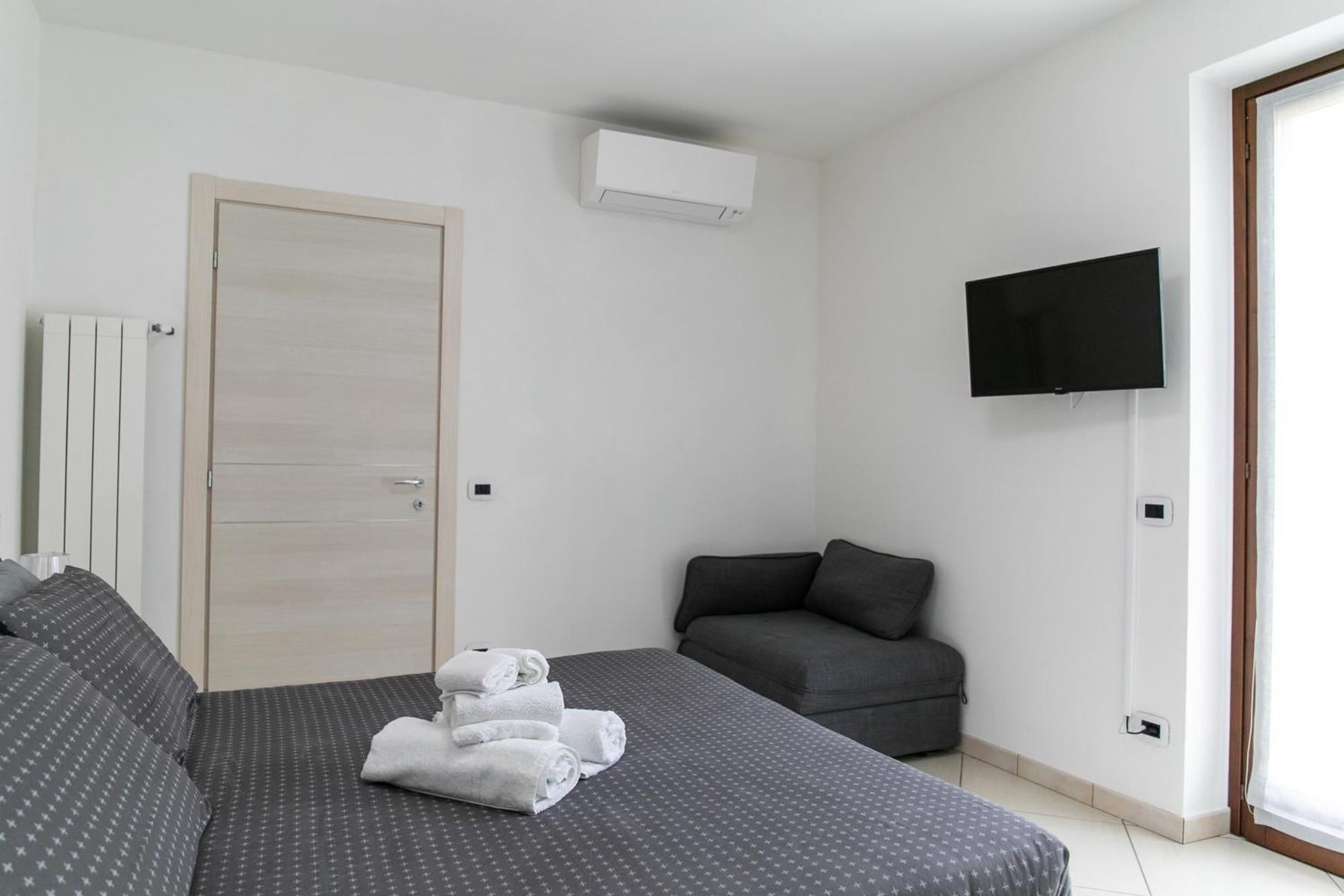 Relax House Baveno Apartment Exterior foto